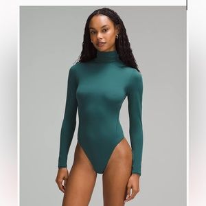 Wundermost Ultra-Soft Nulu Turtleneck Bodysuit- NWOT